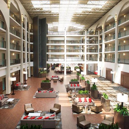 Embassy Suites By Hilton Detroit - Livonia/Novi Dış mekan fotoğraf