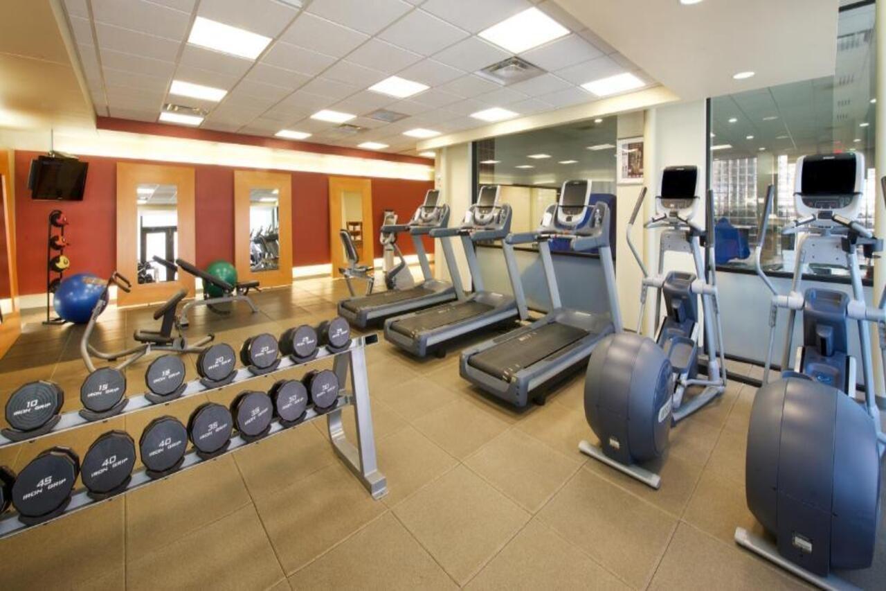 Embassy Suites By Hilton Detroit - Livonia/Novi Dış mekan fotoğraf