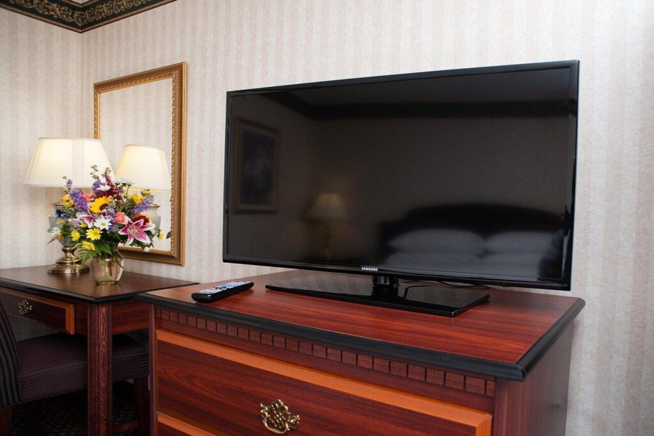 Embassy Suites By Hilton Detroit - Livonia/Novi Dış mekan fotoğraf