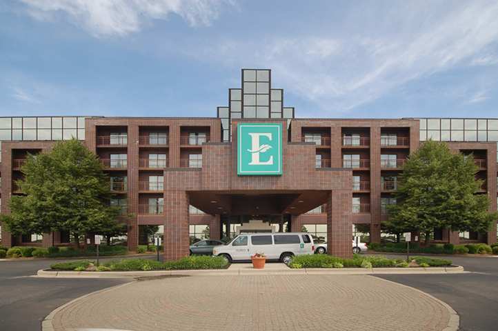 Embassy Suites By Hilton Detroit - Livonia/Novi Dış mekan fotoğraf