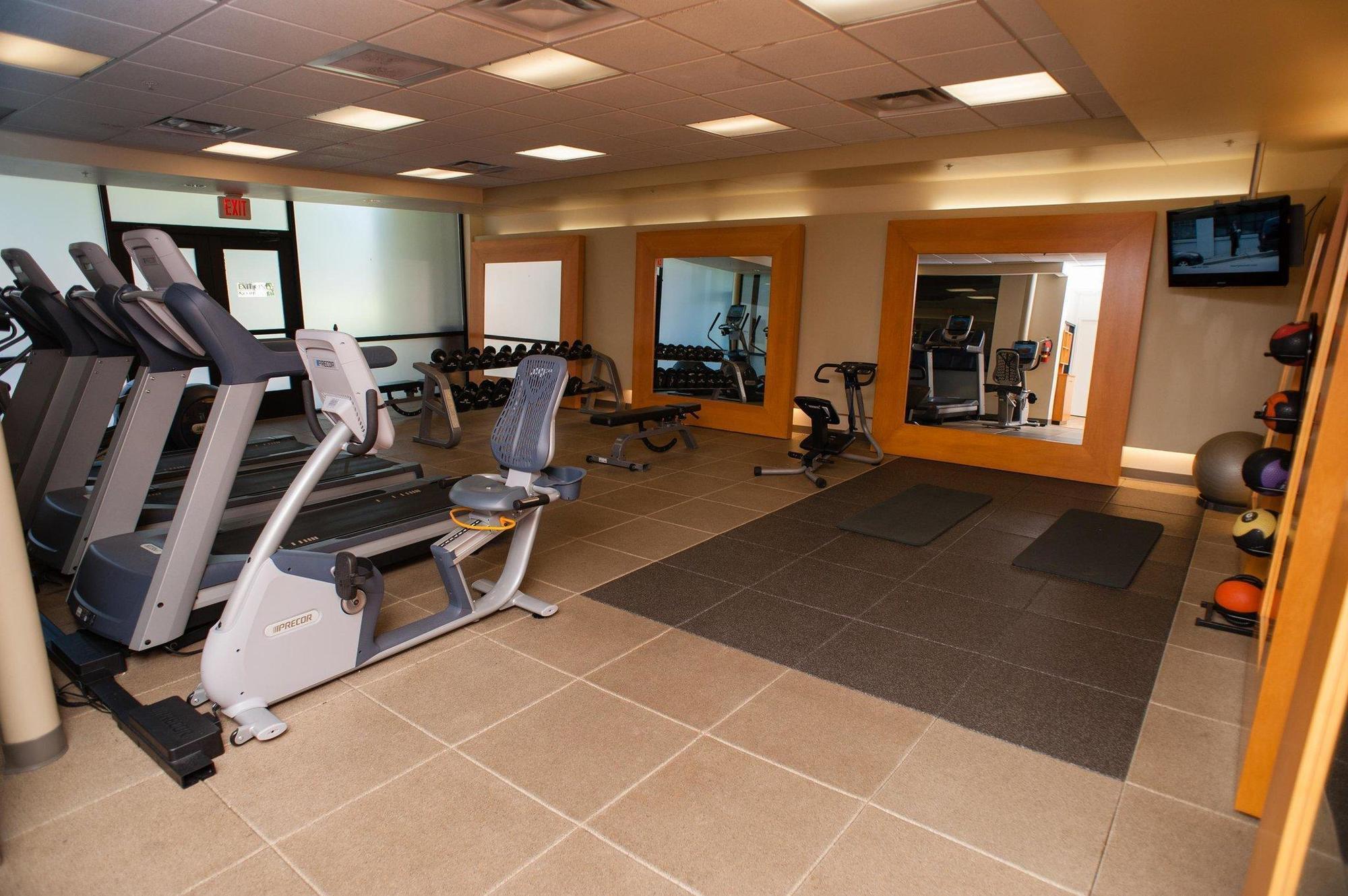Embassy Suites By Hilton Detroit - Livonia/Novi Dış mekan fotoğraf