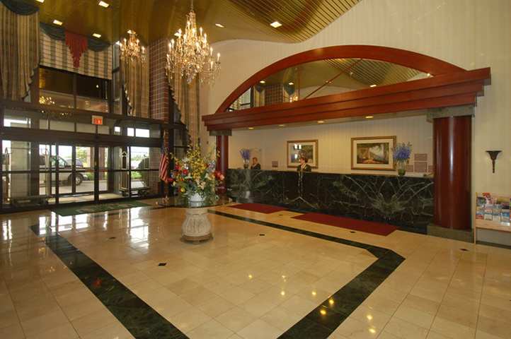 Embassy Suites By Hilton Detroit - Livonia/Novi Dış mekan fotoğraf